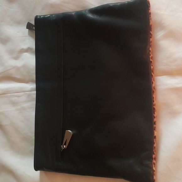 LIZA GANZ CLUCH - Picture 2 of 7